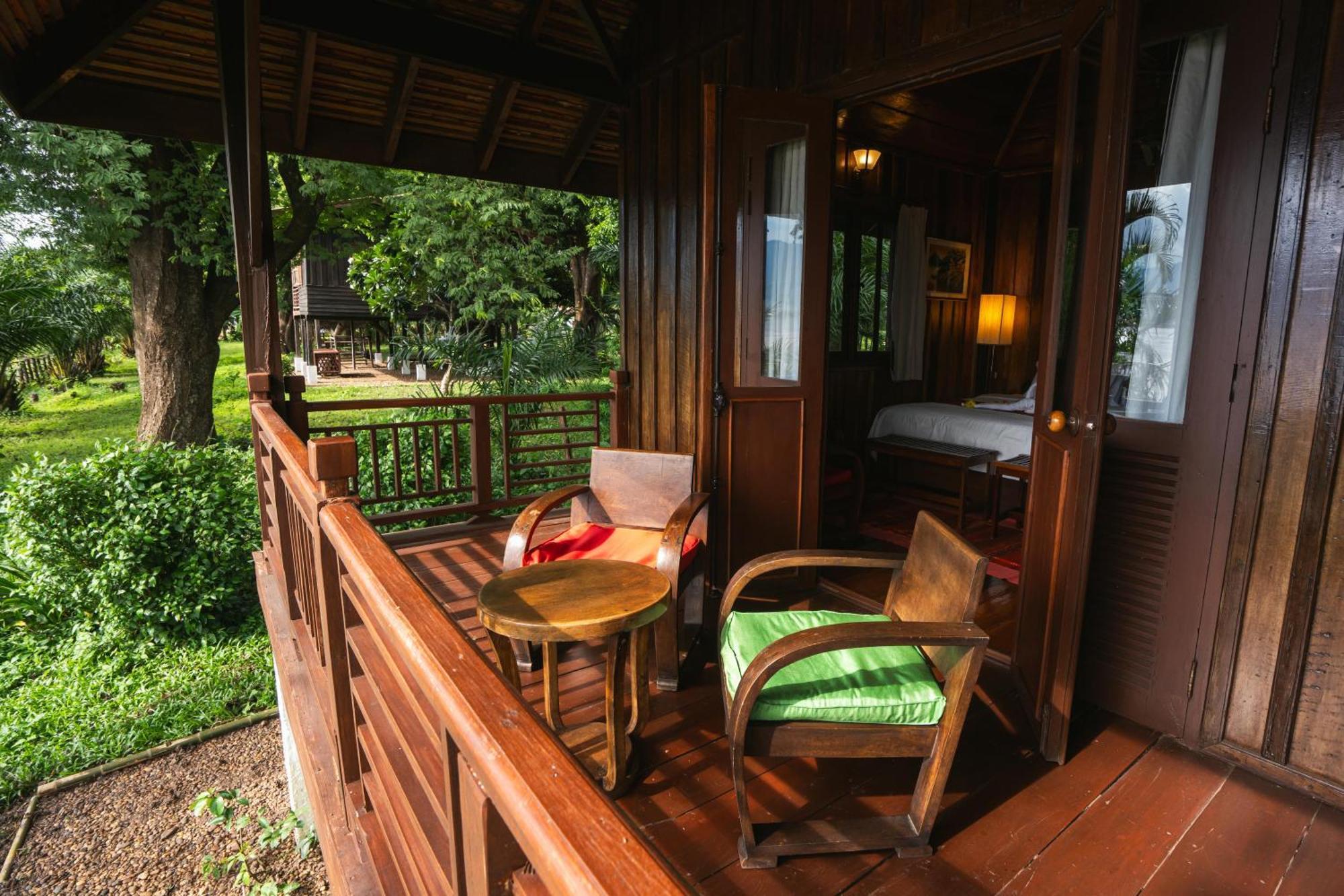 La Folie Lodge Чампасак Екстериор снимка