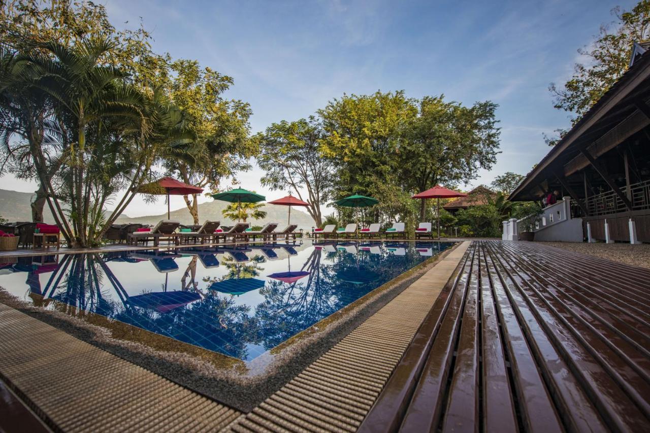 La Folie Lodge Чампасак Екстериор снимка