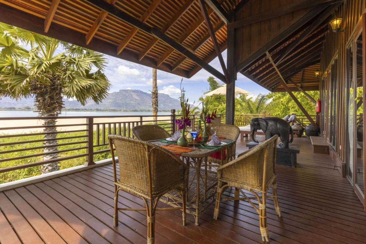 La Folie Lodge Чампасак Екстериор снимка