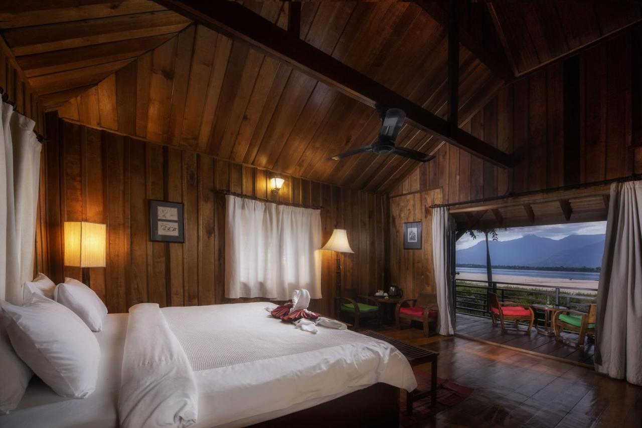 La Folie Lodge Чампасак Екстериор снимка
