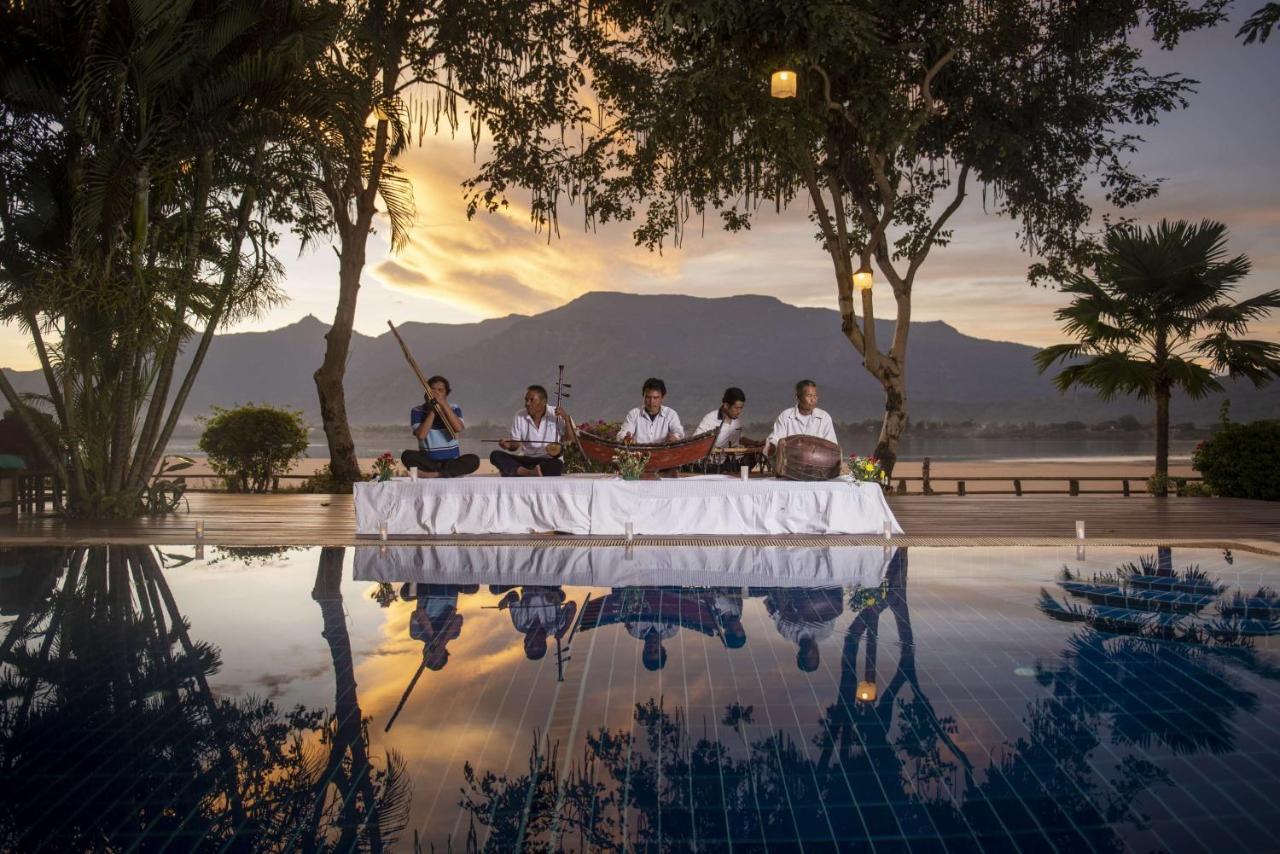 La Folie Lodge Чампасак Екстериор снимка